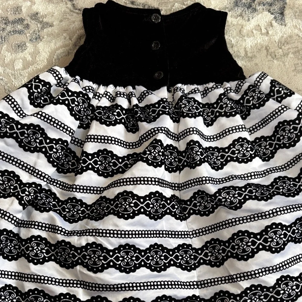 Penelope Mack Velvet Holiday Black and Red Lace Trim Kids Girls Dress sz 12